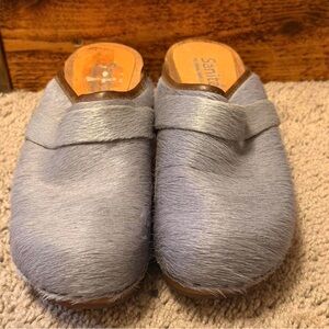 Sanita Light Gray Fur Clogs